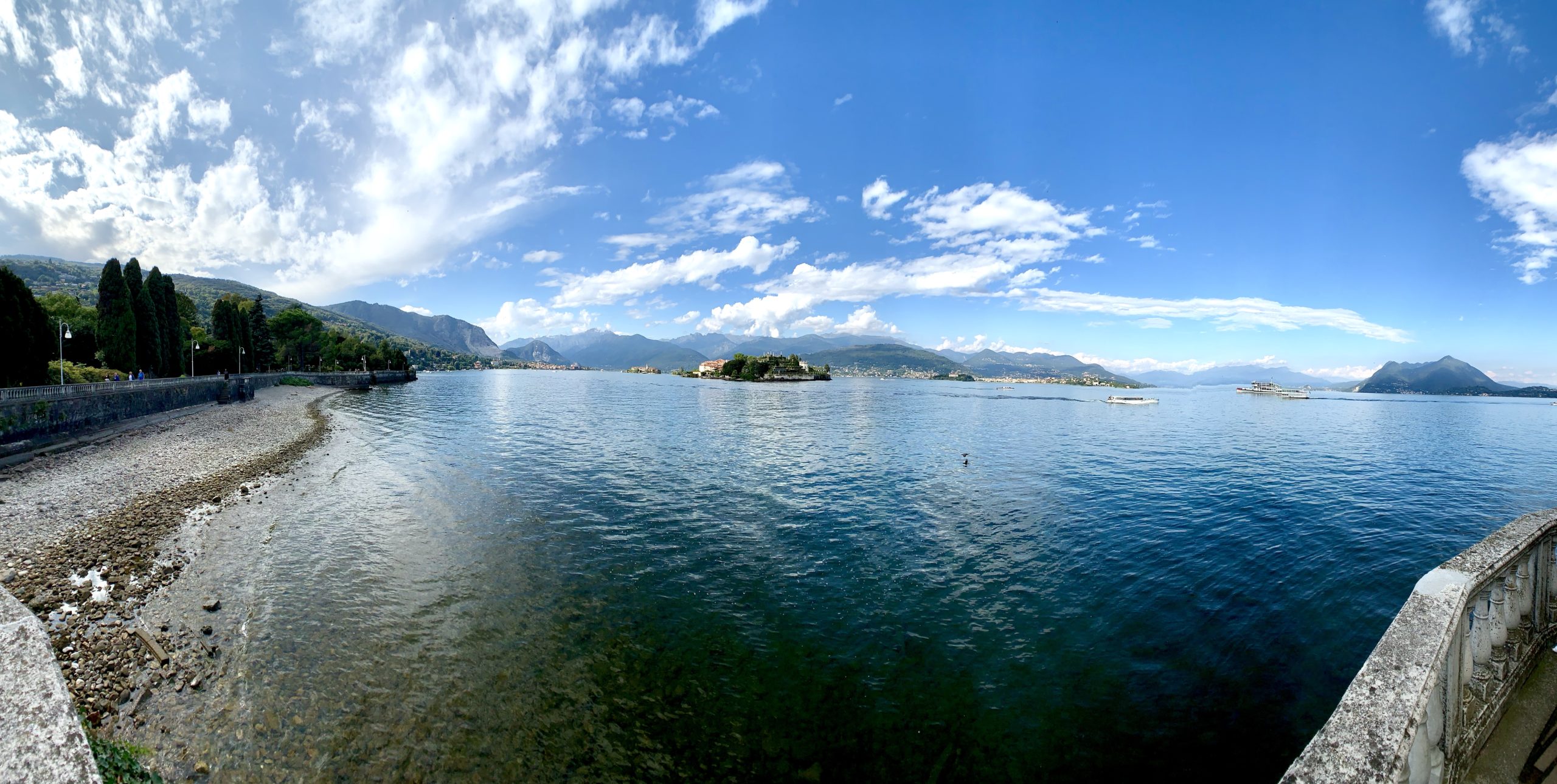 Waterline viewpoint of the island on Lake Maggiore from Stresa